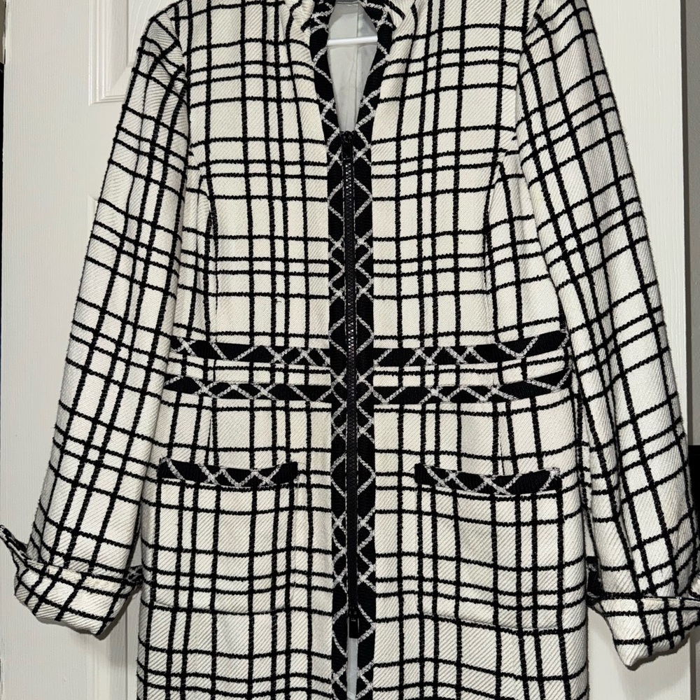 Elegant Black and White Plaid Women's Coat